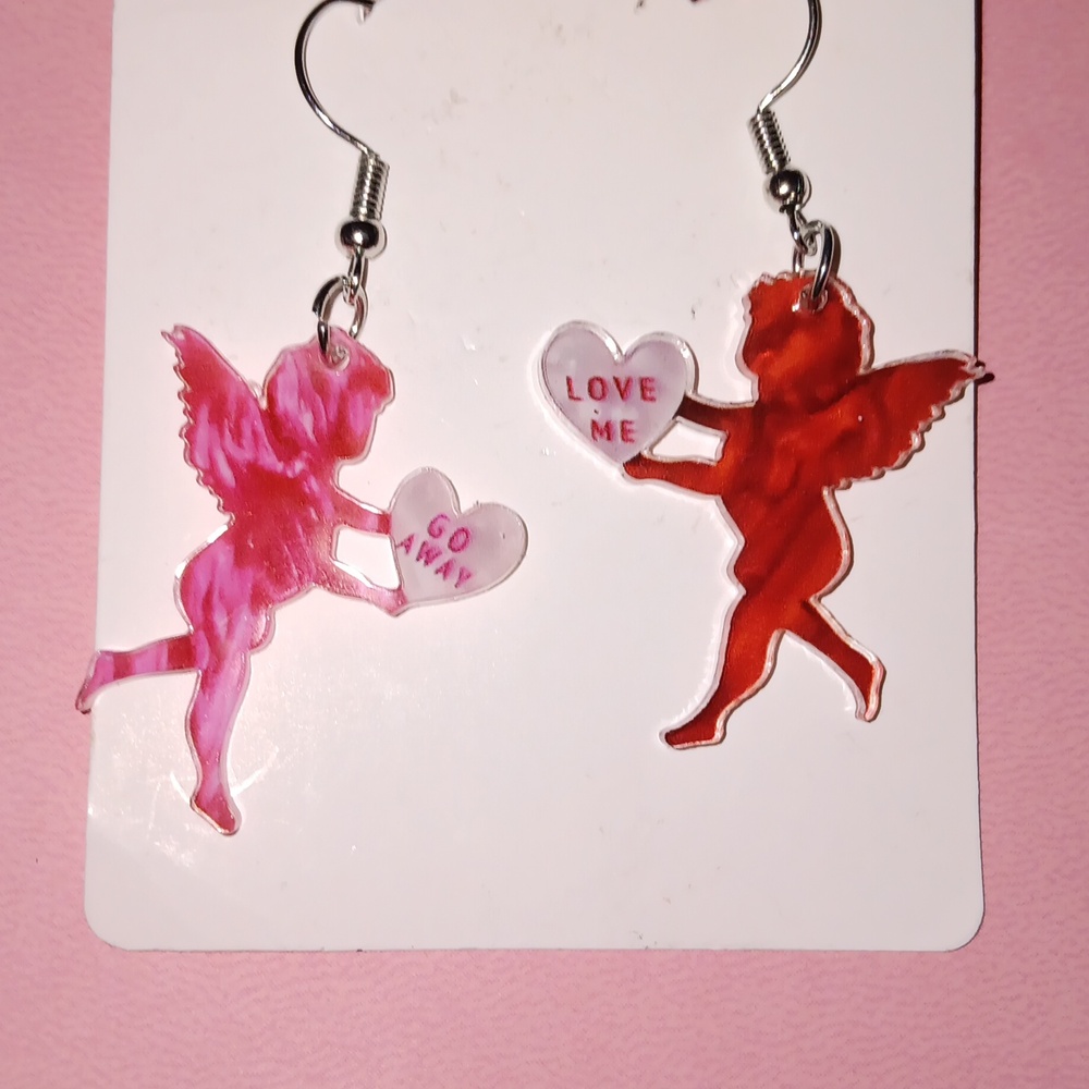 Cupid Cherub Angel Asymmetrical Acrylic Dangle Drop Earrings New